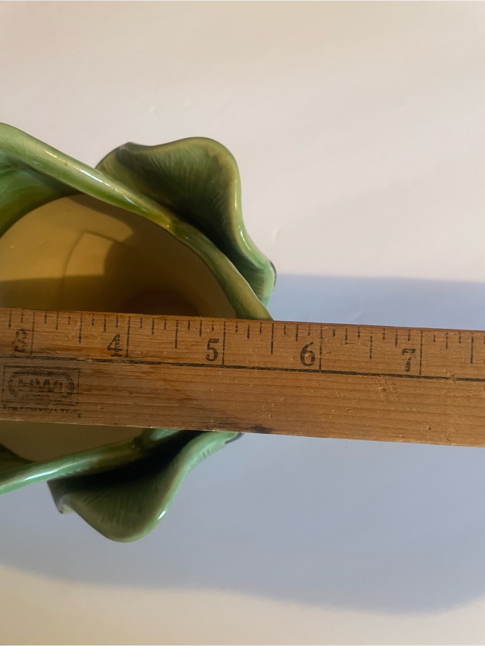 RARE Green Cabbage Leaf Asparagus Porcelain Flower Vase Majolica Style 7-1/2” - Picture 8 of 9